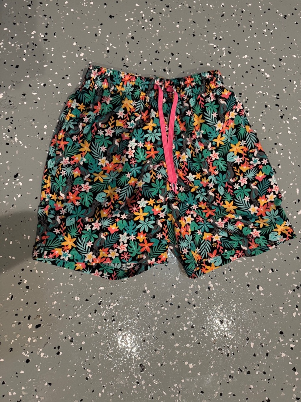 chubbies Black Tropical Swim Trunks with Pink Drawstring